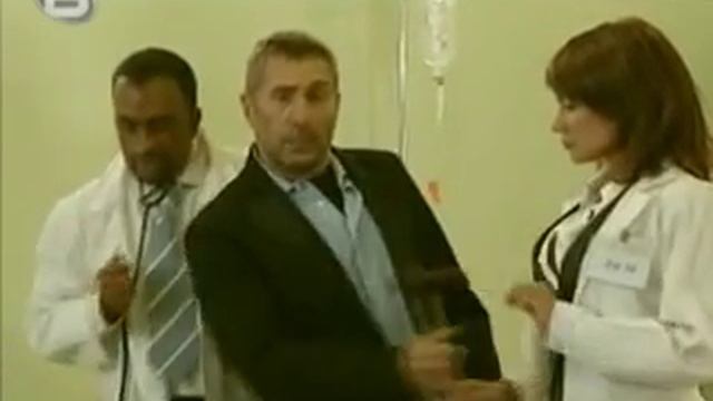 Пълна Лудница - др. Фалус смотреть онлайн