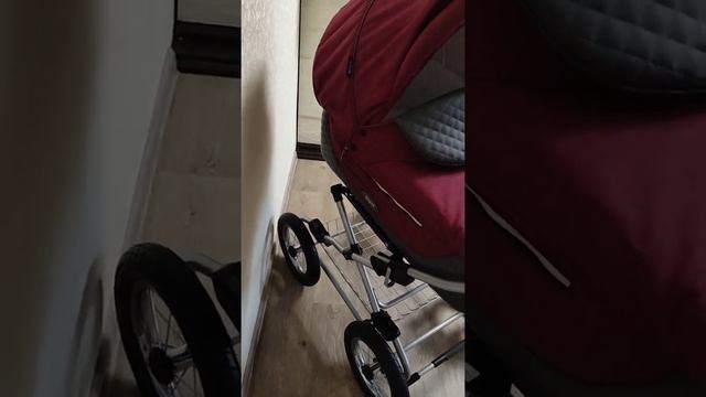 Roan Kortina 2в1 в отличном состоянии смотреть онлайн