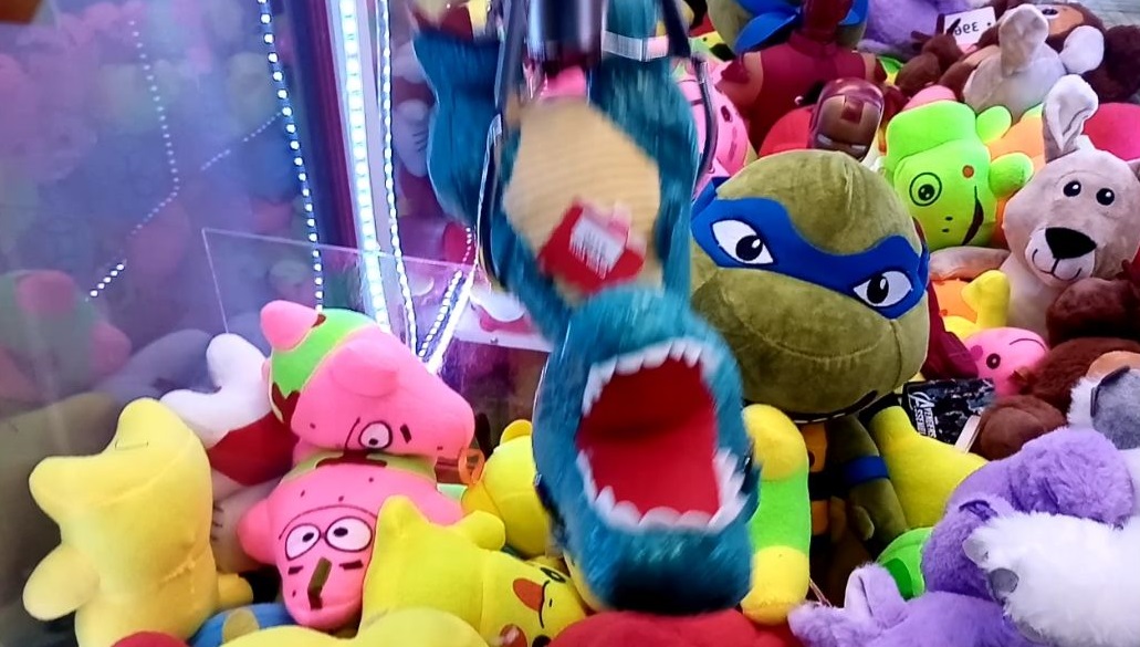 Хватайка / Аппарат с Игрушками / #73 / Охотимся на Огромного Динозавра.