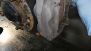 Land Cruiser 200 замена передних тормозных колодок (не оригинальных , нюансы)