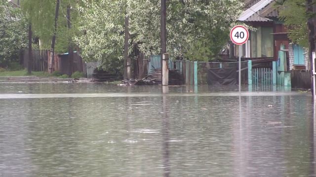 Хакасия. Борьба с паводком в Абазе. смотреть онлайн