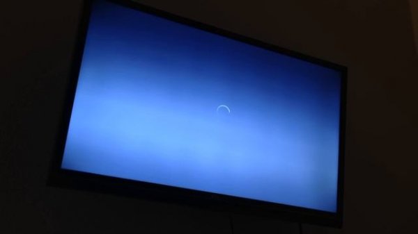 Обзор 32" телевизора TCL L32E3003/G, который я приобрел в свою комнату!