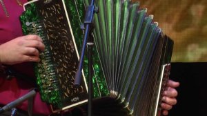 ДЕРЕВНЯ МОЯ! Дмитрий Иващенко ансамбль ВЕЧЁРКА! Очень душевное исполнение!