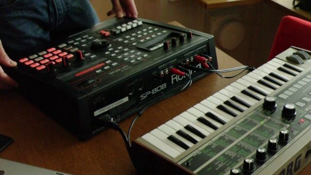 SP-808 crowd pleaser смотреть онлайн