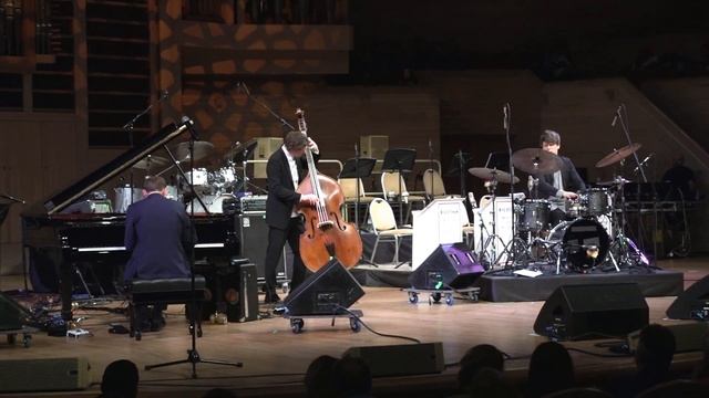 LRK Trio на фестивале "Триумф Джаза" 2023 | Евгений Лебедев, Антон Ревнюк, Игнат Кравцов смотреть онлайн