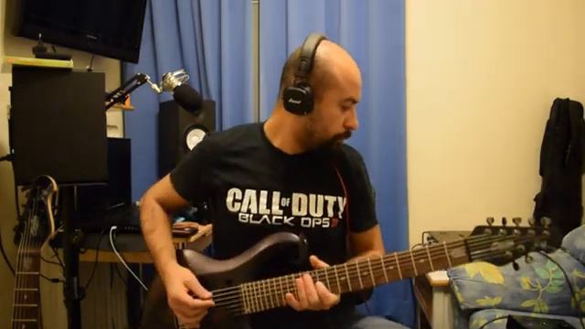 Sterling JP70 VS MAJESTY 170 BY MUSIC MAN смотреть онлайн