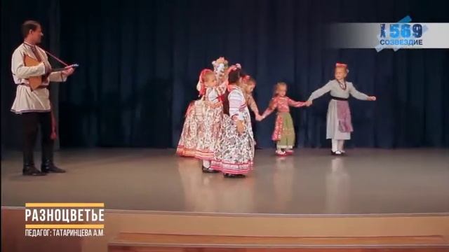 зарисовка"Венок из песен", Фольклорный ансамбль "Разноцветье" смотреть онлайн