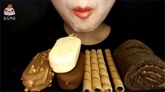 ASMR SUB * 매그넘 아이스크림, 초콜렛 웨이퍼, 롤빵, 먹방 MAGNUM ICE CREAM, CHOCOLATE WAFER, ROLL EATING SOUNDS