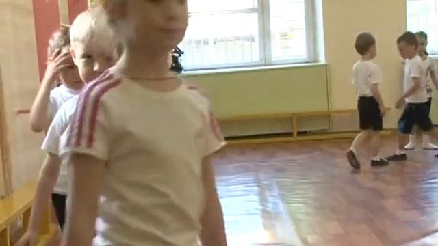 Единственный в городе мужчина-воспитатель работает в Детском саду №45 смотреть онлайн
