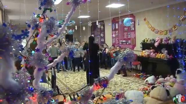 Подарки детям из приюта смотреть онлайн