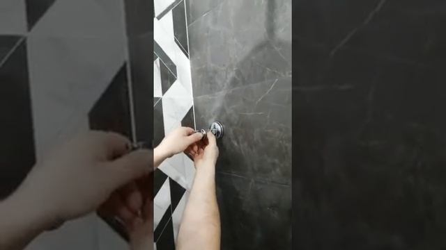Вакуумный держатель лейки душа смотреть онлайн