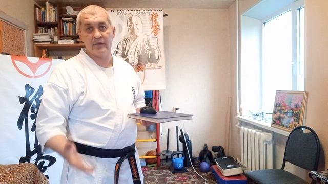Как каратисту "не потерять лицо" в уличной схватке, а также лучше понять кихон и ката каратэ. смотреть онлайн