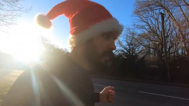 NIKE PEGASUS 36 SHIELD UNBOXING AND FIRST IMPRESSIONS RUN - Dressed as Santa смотреть онлайн