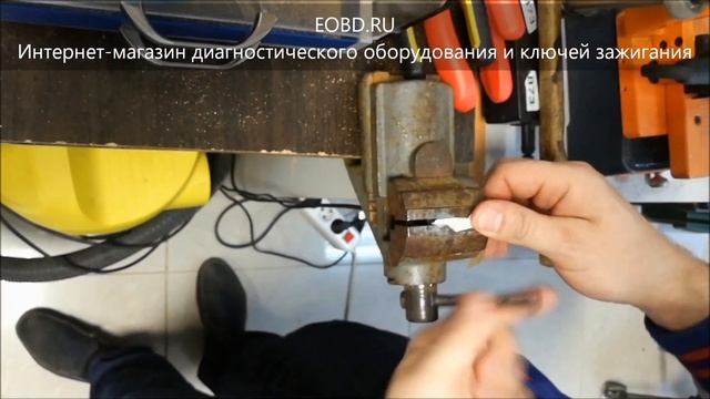 Обломилось лезвие ключа Шкода (Skoda). Ремонт ключа, замена корпуса смотреть онлайн
