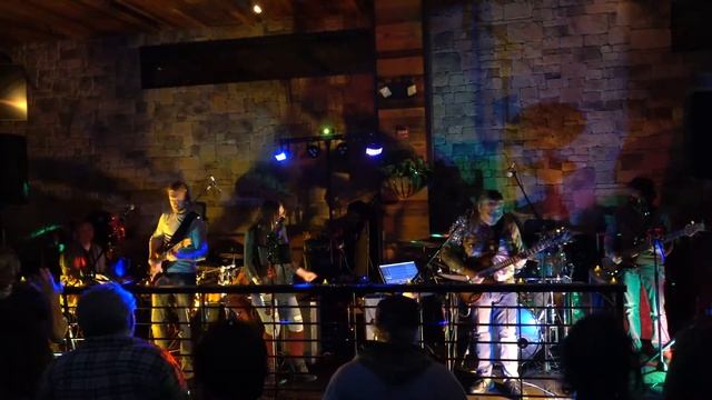 Scarlett Begonias to Fire on the Mountain by Splintered Sunlight смотреть онлайн