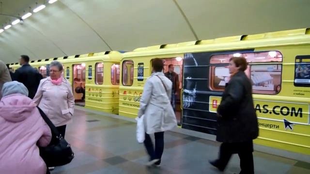 Поезд Karabas.com в Киевском метрополитене смотреть онлайн