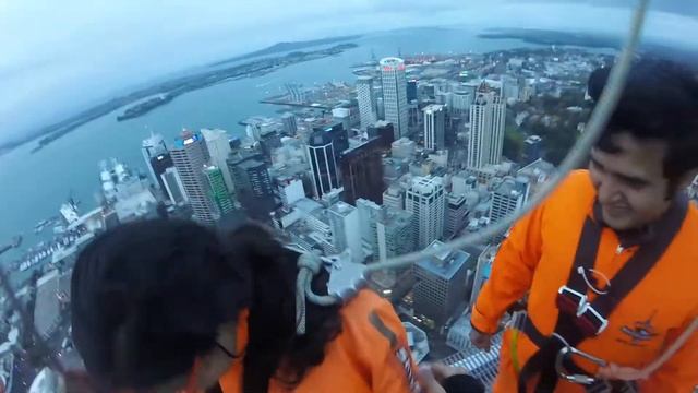 Skywalk - Auckland Sky Tower смотреть онлайн