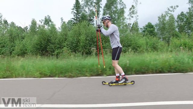 Лыжероллеры - коньковый равнинный двухшажный ход смотреть онлайн