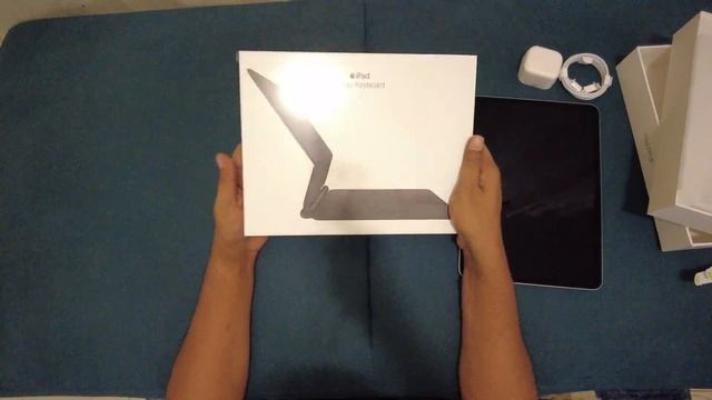 M2 iPad Pro 11" (2022) - Unboxing (ASMR) смотреть онлайн