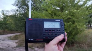 АМ Сравнение приёма на КВ  Tecsun PL 660 & XHDATA D 808.