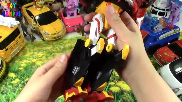 Hello Carbot SantaFe Ace Fire Rescue Car To Robot | 헬로카봇 싼타페 에이스 레스큐 | ToysReview ToyCampus