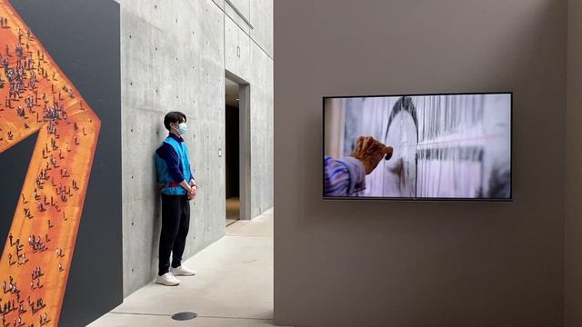 TOKYO VLOG: йога на роппонги, упакованная триумфальная арка, the national art center смотреть онлайн