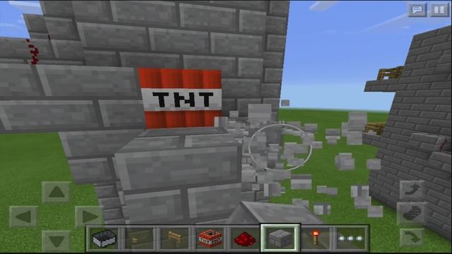 elevator in Minecraft PE TUTORIAL - MCPE Redstone creation смотреть онлайн