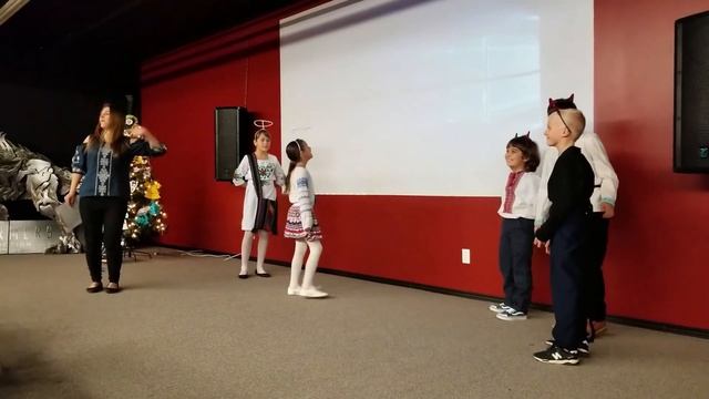 #vlogmas 16/2018 Подарки и хоккей смотреть онлайн