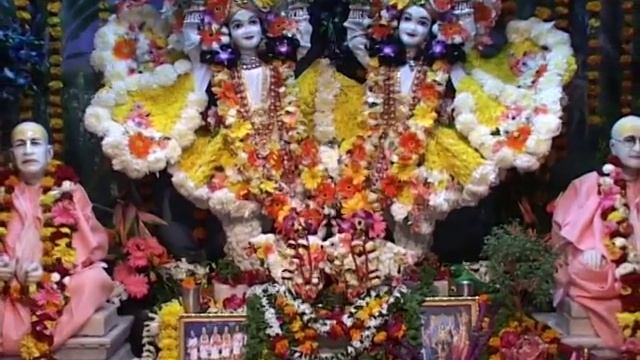 Krishna Balaram Mandir - Exclusive Darshan. Aindra dasa - Slow Tune смотреть онлайн