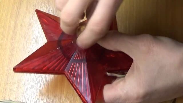 Подготовка к Новому году. Восстанавливаем звездочку на елку из СССР. смотреть онлайн