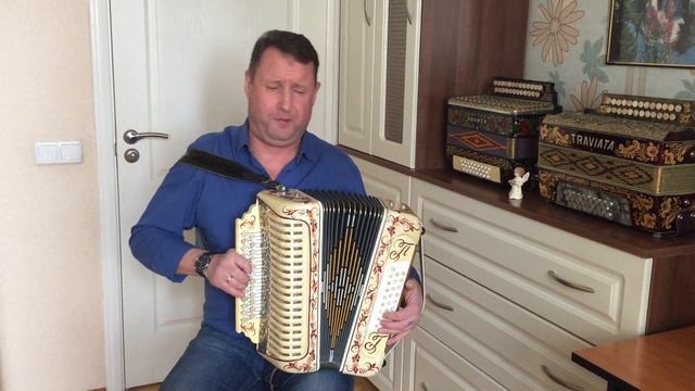 Паша гармонист - Ніч яка місячна. Українська народна пісня. смотреть онлайн