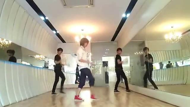 Qu-T Dance cover TROUBLEMAKER (HyunA ver.) смотреть онлайн