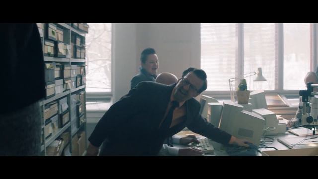 Ylvis - Man of a Thousand Faces | Stories From Norway (song) смотреть онлайн