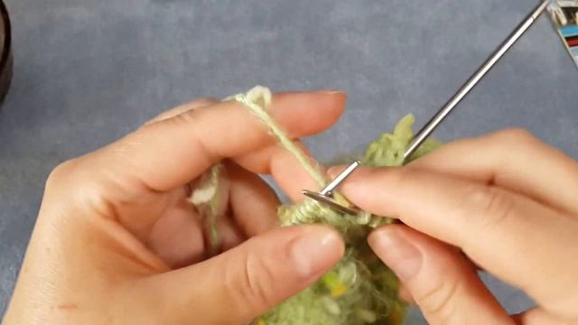 Шарфик с петлей спицами смотреть онлайн