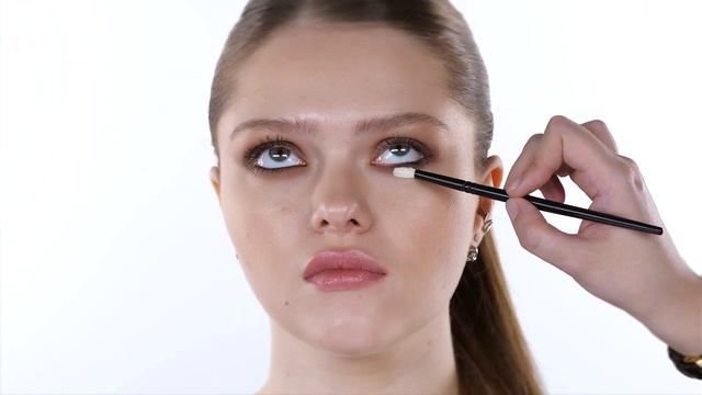 Нанесение теней кистью Katakana S8