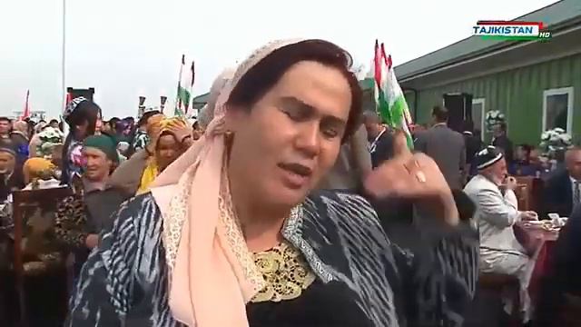 Стену Ислама Каримова сломали на границе Узбекистана и Таджикистана смотреть онлайн