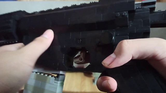 Lego FN M4A1 Assault Rifle смотреть онлайн