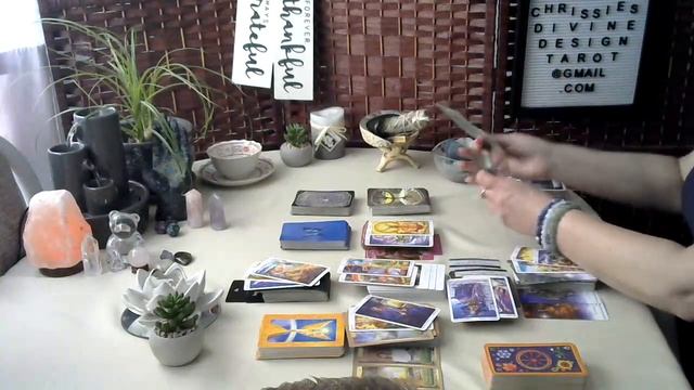 ♐Sagittarius Astrology Tarot reading May 2023 Be in the flow, you know what you want yet so seriou смотреть онлайн