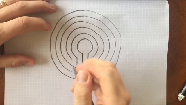 How to Draw a 5 Circuit Chartres style Medieval Labyrinth смотреть онлайн