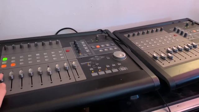 2 Tascam FW-1082 control sections working with logic audio pro x (proof of concept) смотреть онлайн