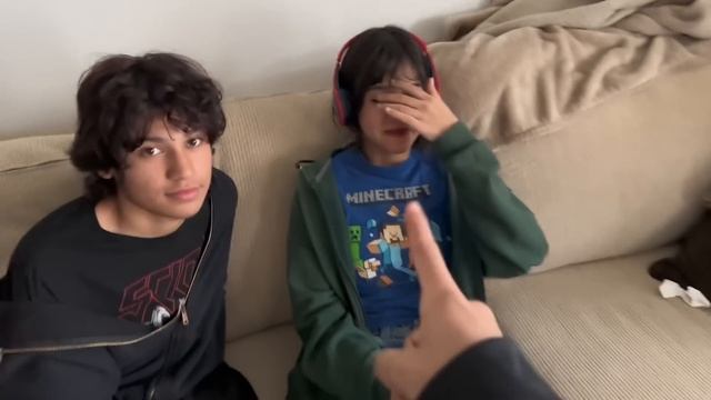 I CONTROLLED MY EMO LITTLE SISTERS LIFE FOR 24 HOURS!!? смотреть онлайн