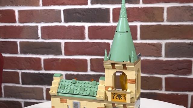 LEGO Гарри Поттер Хогвартс Пушистая встреча 76387 Золотая минифигурка Гермиона смотреть онлайн