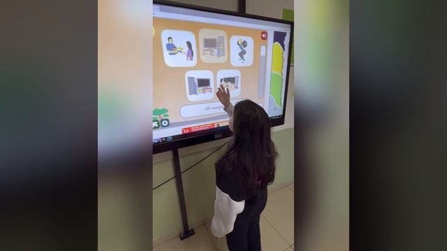 Naz from Class 4B practiced some online games related to simple present in a great way смотреть онлайн