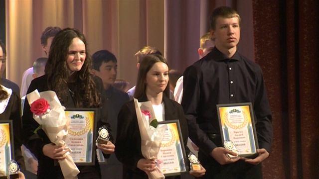 "Мы любим спорт, мы им живём!" смотреть онлайн