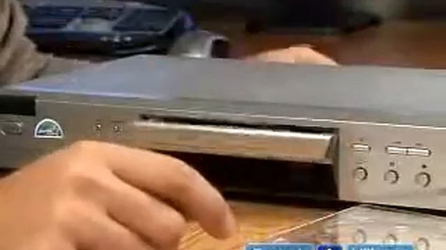How to Clean Personal CD & DVD Players смотреть онлайн