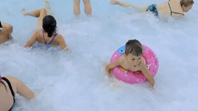 Sky beach club/ Аквапарк /Хан-Шатыр смотреть онлайн