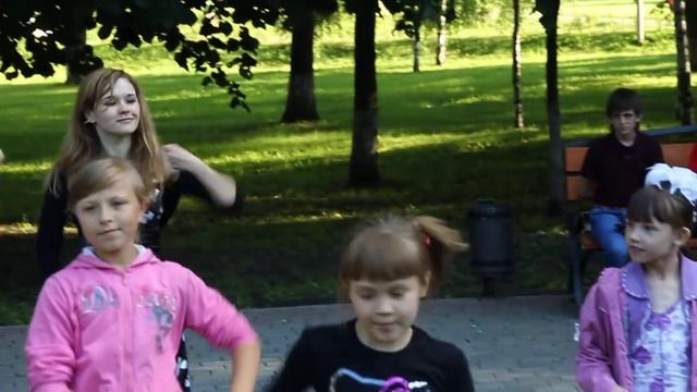 Мастер класс по танцам в парке Липки смотреть онлайн