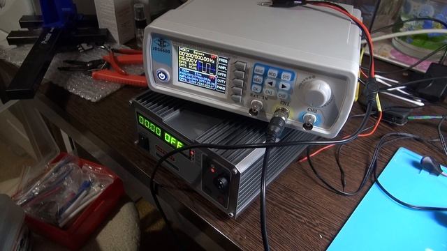 Генератор JDS6600 или сказ о гарантии, сервисе и правильных!!! инженерах-) смотреть онлайн