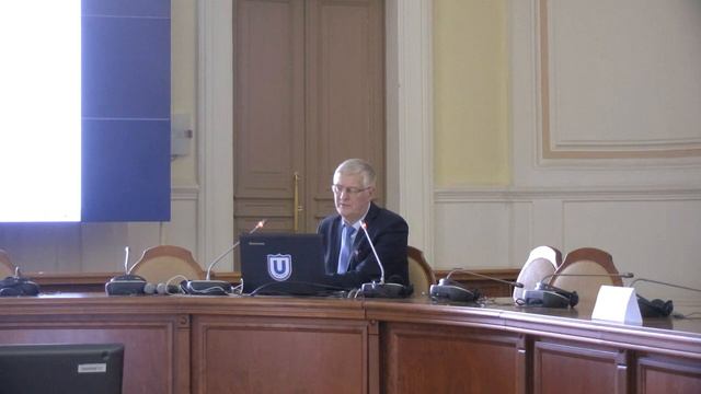 В.М. Садовский Моделирование волновых движений реологически сложных сред с применением ...