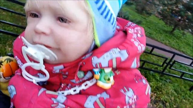 460) ВЛОГ С реборном Женей на руках На детской площадке смотреть онлайн